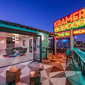 Boutique In The Heart Of Midtown! Reno