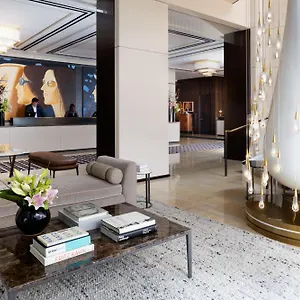 https://langham-place-fifth-avenue.us-newyorkcity.com